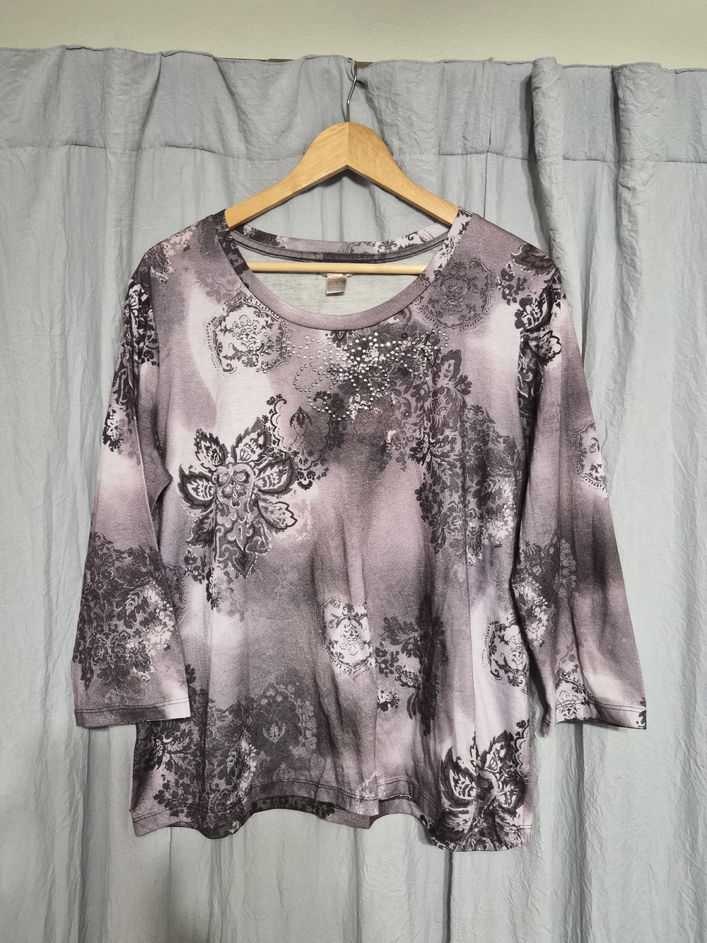 Women's White Stag Floral Print Scoop Neck Top 3/4 Sleeve SIZE Xl Whimsy